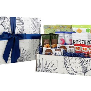 Send an office snack gift filled with gourmet cookies, flavored pretzels and more. A fun treat for clients, coworkers, teams and more.