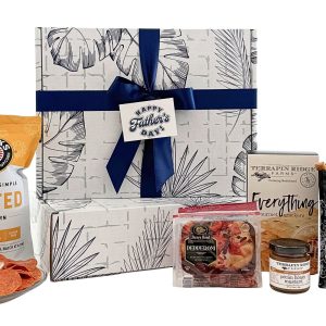 Our "Savory Spread" gift box features premium, gourmet, salty and savory snacks packaged just for dad!