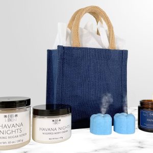 Relaxation, redefined for him. The Gentleman's Retreat combines luxurious body care, aromatic shower steamers, and a rich bourbon-scented candle for the ultimate self-care experience.
